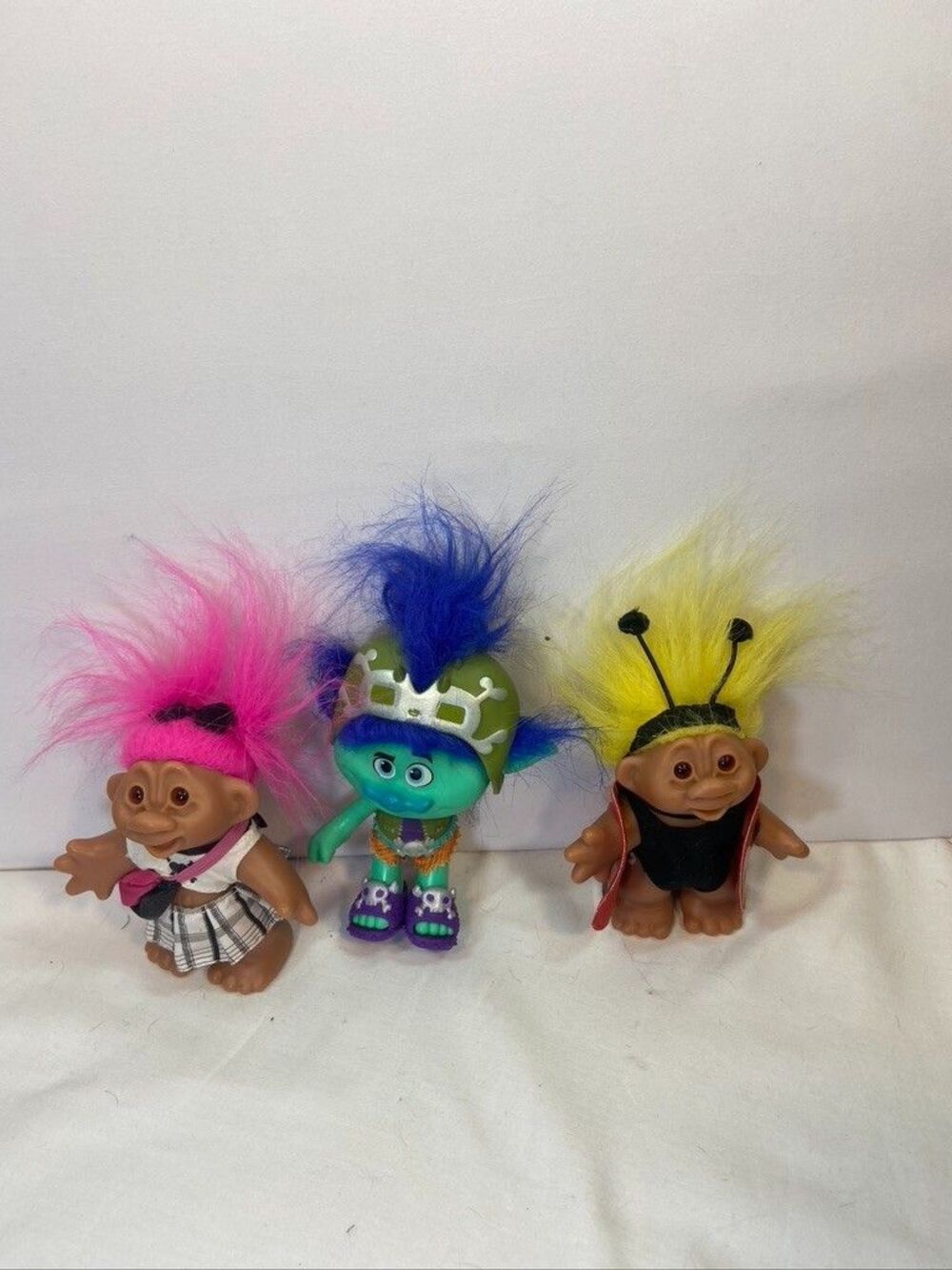 TROLLS LOT OF 3 MUTI COLOR DRESSED 5 INCHES VINTAGE